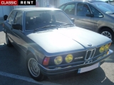Louer une BMW Serie 3 Gris de 1982