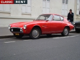 Louer une FIAT Ghia Rouge de 1963