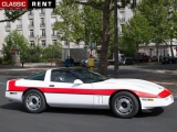 Louer une CHEVROLET Corvette Blanc de 1984
