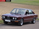 Louer une BMW 520 Bordeaux de 1974