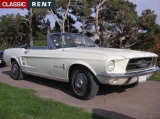 Louer une FORD Mustang Blanc de 1967