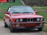 Louer une BMW Serie 3 Rouge de 1988