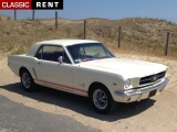 Louer une FORD Mustang Blanc de 1965