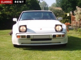Louer une PORSCHE 944 Blanc de 1982