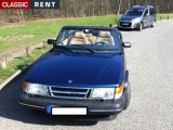 Louer une Saab 900 Bleu de 1993